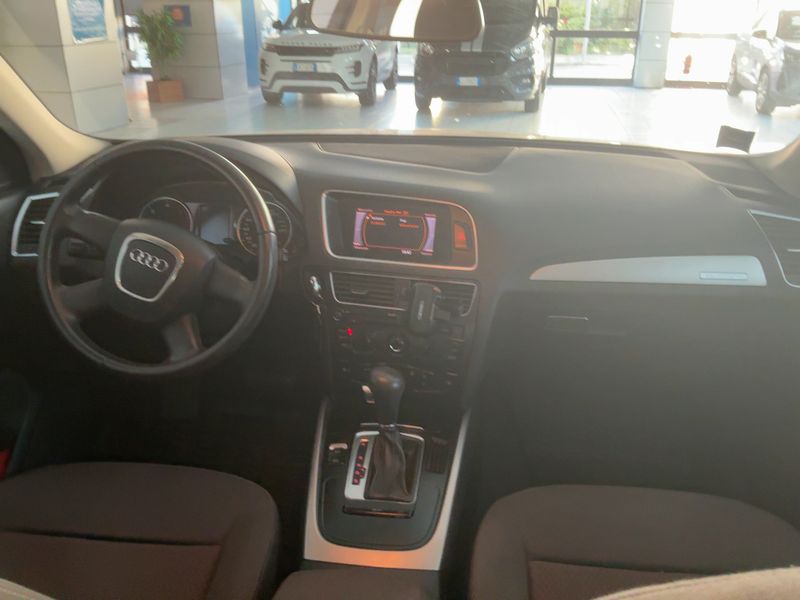 Audi Q5 2.0 TDI quattro — zdjęcie 12