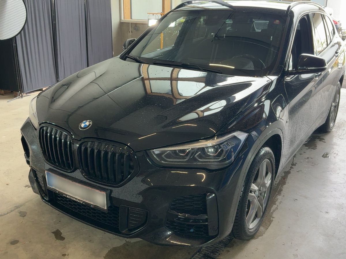 BMW X1 2021 — photo 1