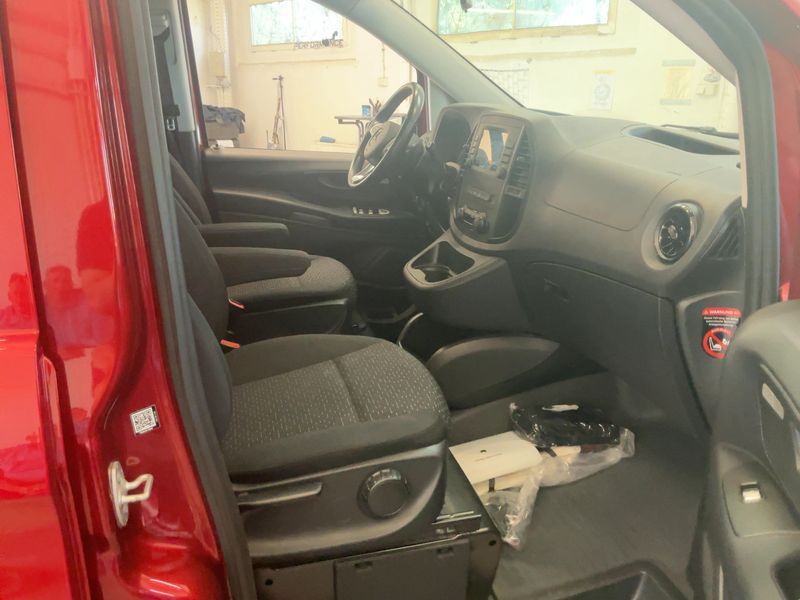 Mercedes-Benz Vito 119 CDI 4x4 lang — zdjęcie 11