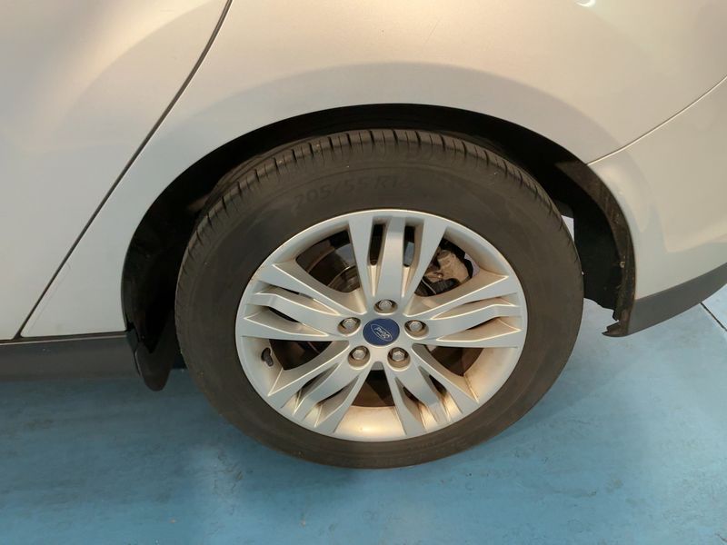 Ford Focus 1.6 TDCi Edition 2014 – снимка 5