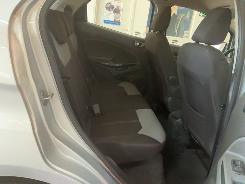 Ford EcoSport 1.5 TDCi Titanium — zdjęcie 14