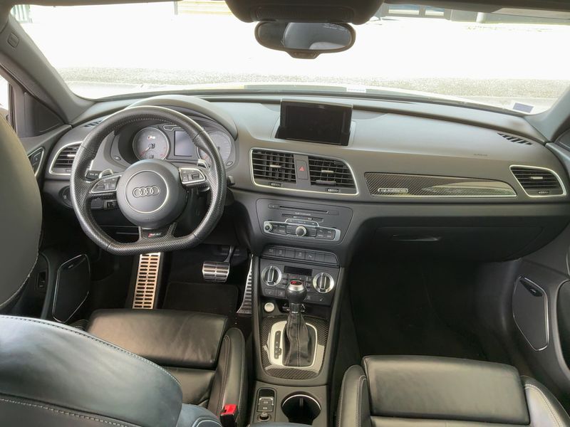 Audi RS Q3 2.5 TFSI quattro — zdjęcie 12