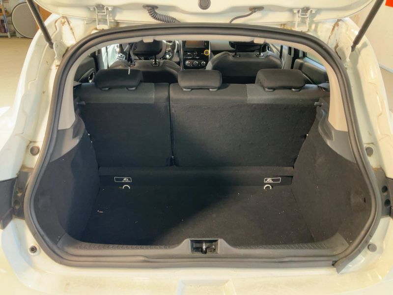 Renault Clio 1.2 Paris 2014 – снимка 15