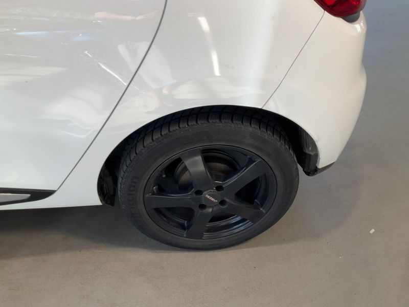 Renault Clio 1.2 Paris 2014 – снимка 5