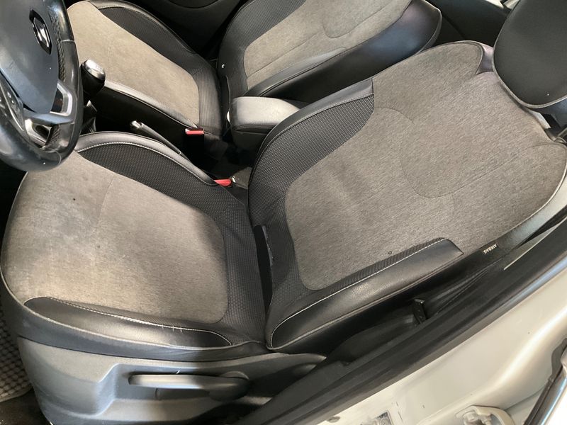 Renault Captur 1.5 dCi Energy Intens 2017 – снимка 23