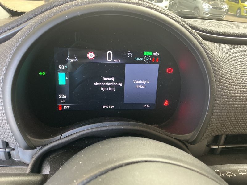 Fiat 500e electric drive 87 kW 3+1 La Prima — zdjęcie 13