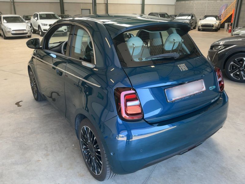 Fiat 500e electric drive 87 kW 3+1 La Prima — zdjęcie 3