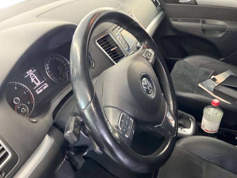 Volkswagen Sharan 2.0 TDI Highline BlueMotion Tech 2011 – снимка 32