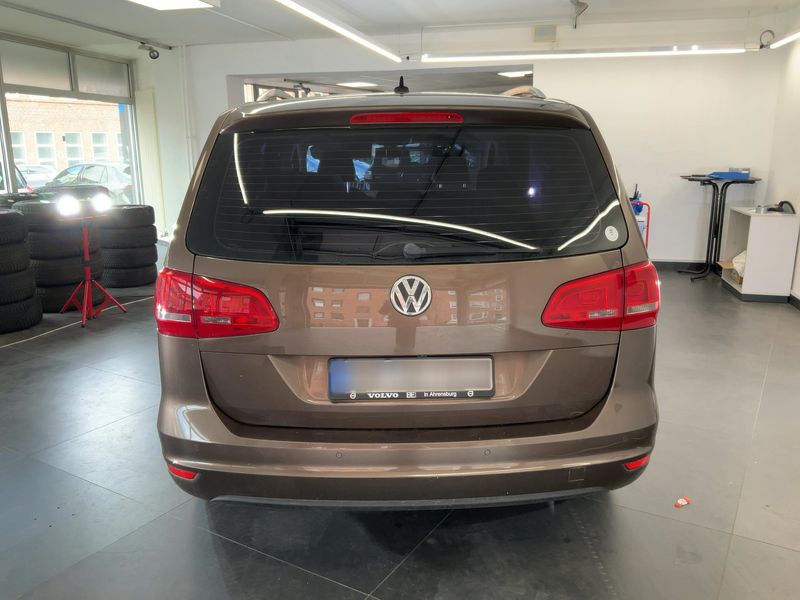 Volkswagen Sharan 2.0 TDI Highline BlueMotion Tech 2011 – снимка 7