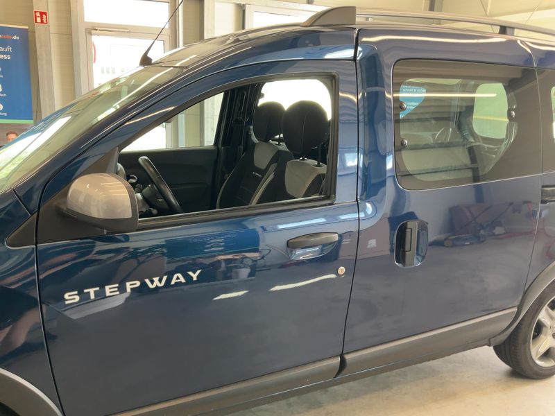 Dacia Dokker 1.6 SCe Stepway — zdjęcie 4