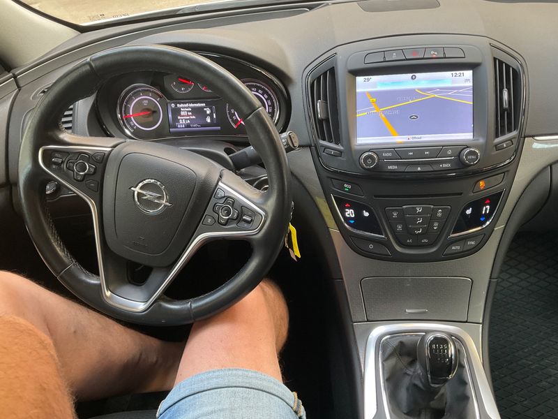 Opel Insignia Sports Tourer 2.0 CDTI Edition 2016 – снимка 18