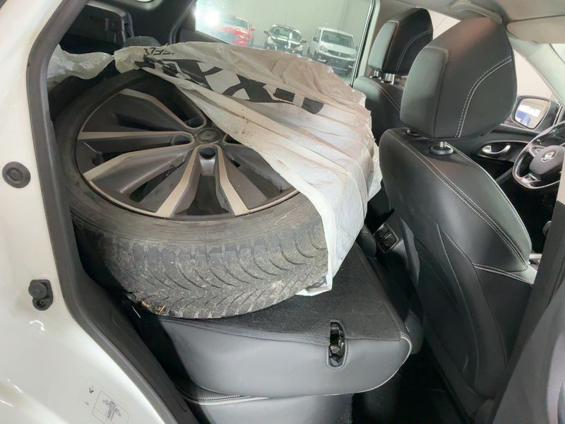 Renault Kadjar 1.3 TCe Bose Edition — zdjęcie 14