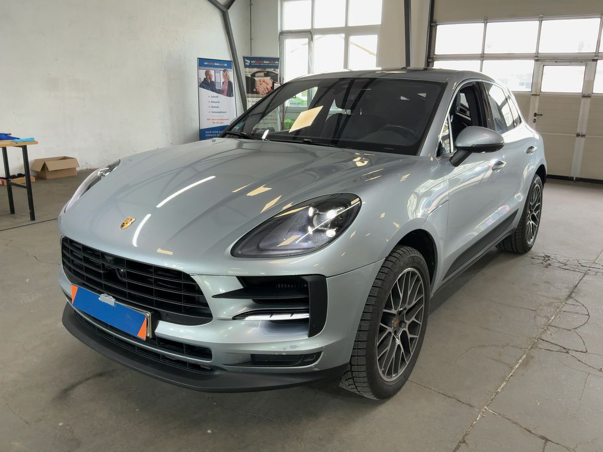 Porsche Macan 2019 — photo 1