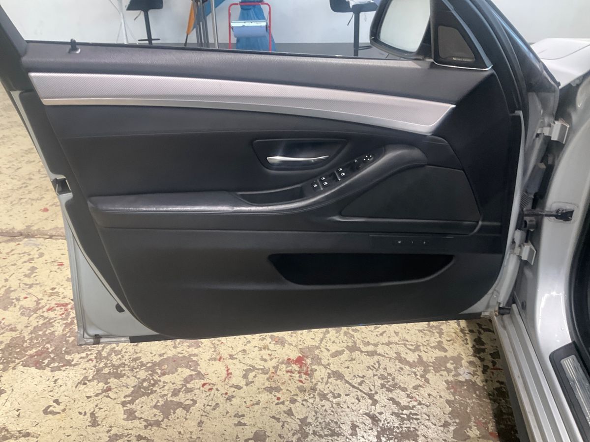 BMW 5er 2016 — photo 38