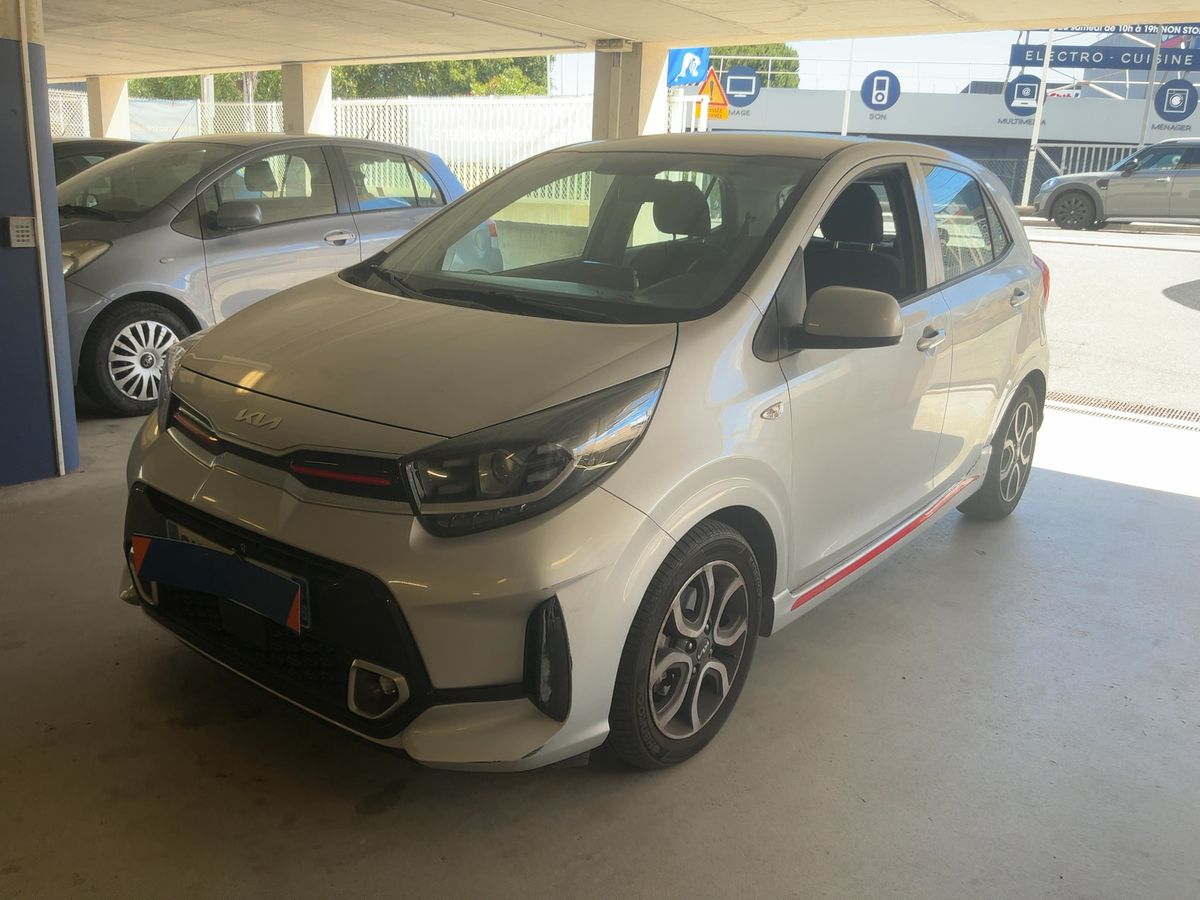 Kia Picanto 2023 — photo 1