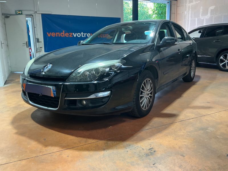 Renault Laguna 2.0 dCi Black Edition