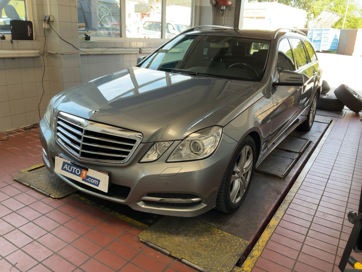 Mercedes-Benz E-Klasse E 350 CDI T 4Matic BlueEfficiency Avantgarde