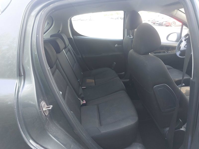 Peugeot 207 1.4 HDi Style 2009 – снимка 13