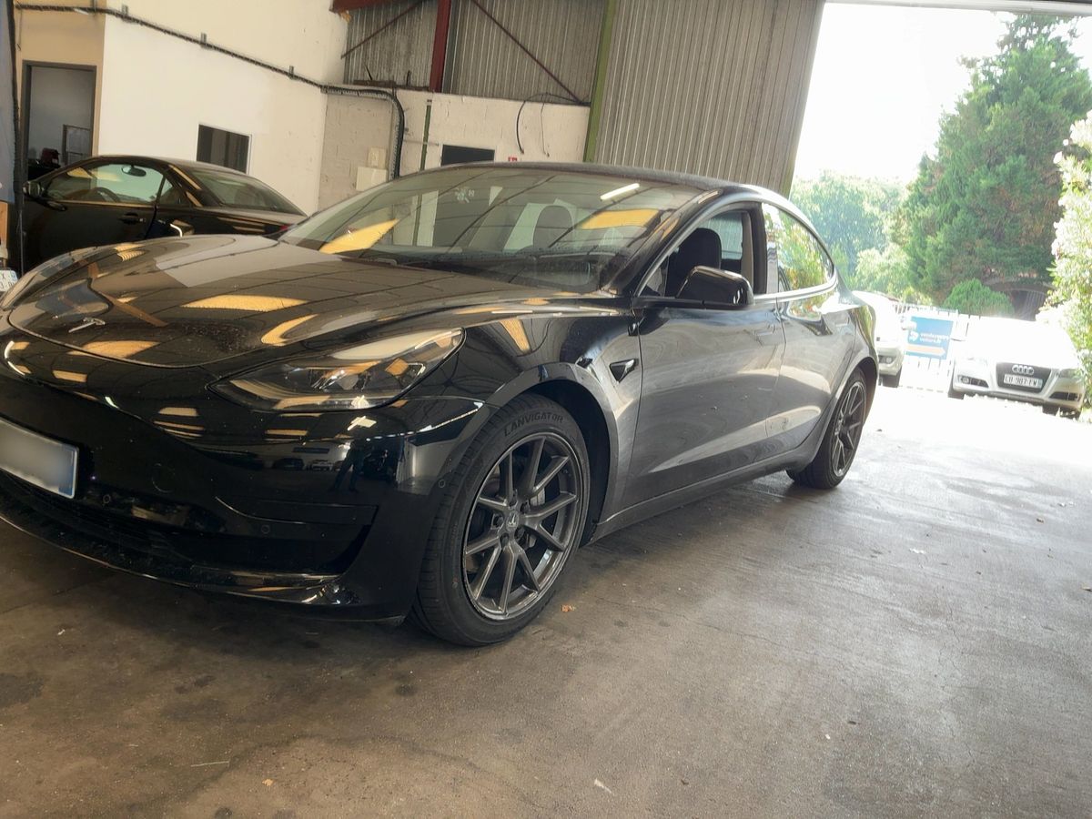 Tesla Model d'occasion