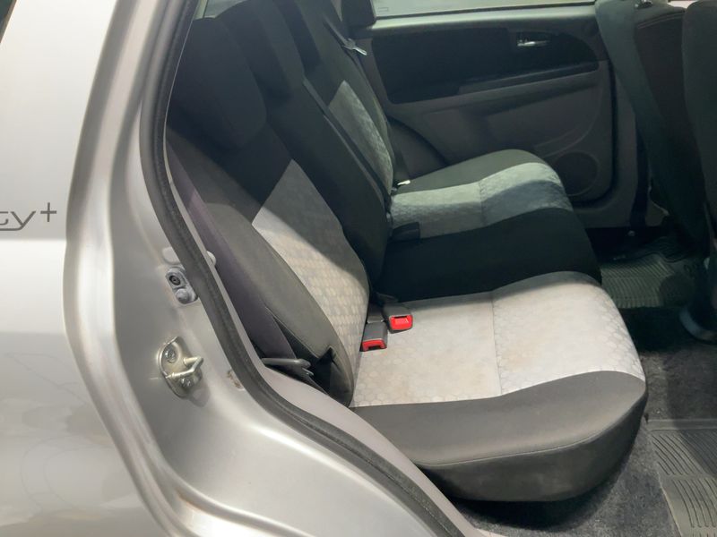 Suzuki SX4 1.6 City+ — zdjęcie 14