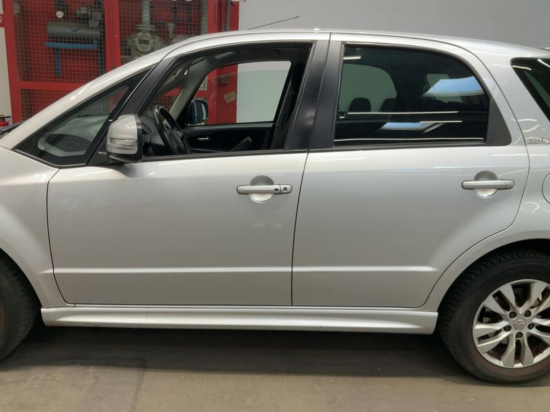 Suzuki SX4 1.6 City+ — zdjęcie 4