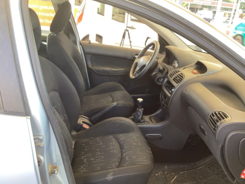 Peugeot 206 1.6 XS Clim — zdjęcie 11