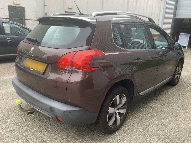 Peugeot 2008 1.6 Allure — zdjęcie 6