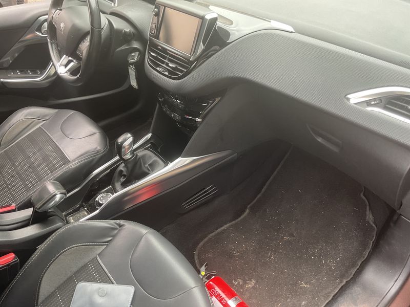 Peugeot 2008 1.6 Allure 2014 – снимка 21
