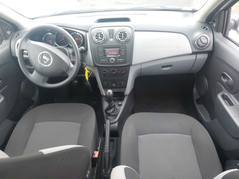Dacia Sandero 1.2 Ambiance — zdjęcie 11