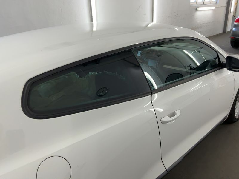Volkswagen Scirocco 2.0 TSI 2009 – снимка 10