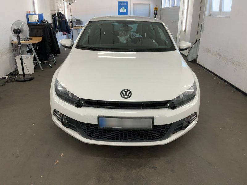 Volkswagen Scirocco 2.0 TSI 2009 – снимка 14