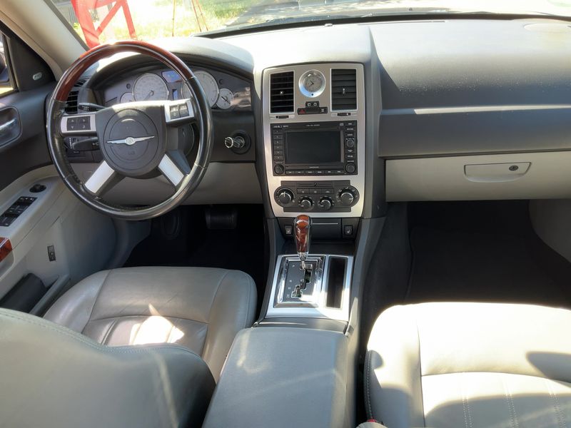 Chrysler 300 C 3.0 CRD — zdjęcie 12