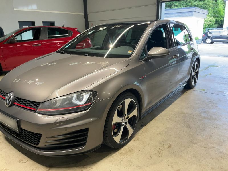 Golf VII 2.0 TSI GTI BlueMotion Tech