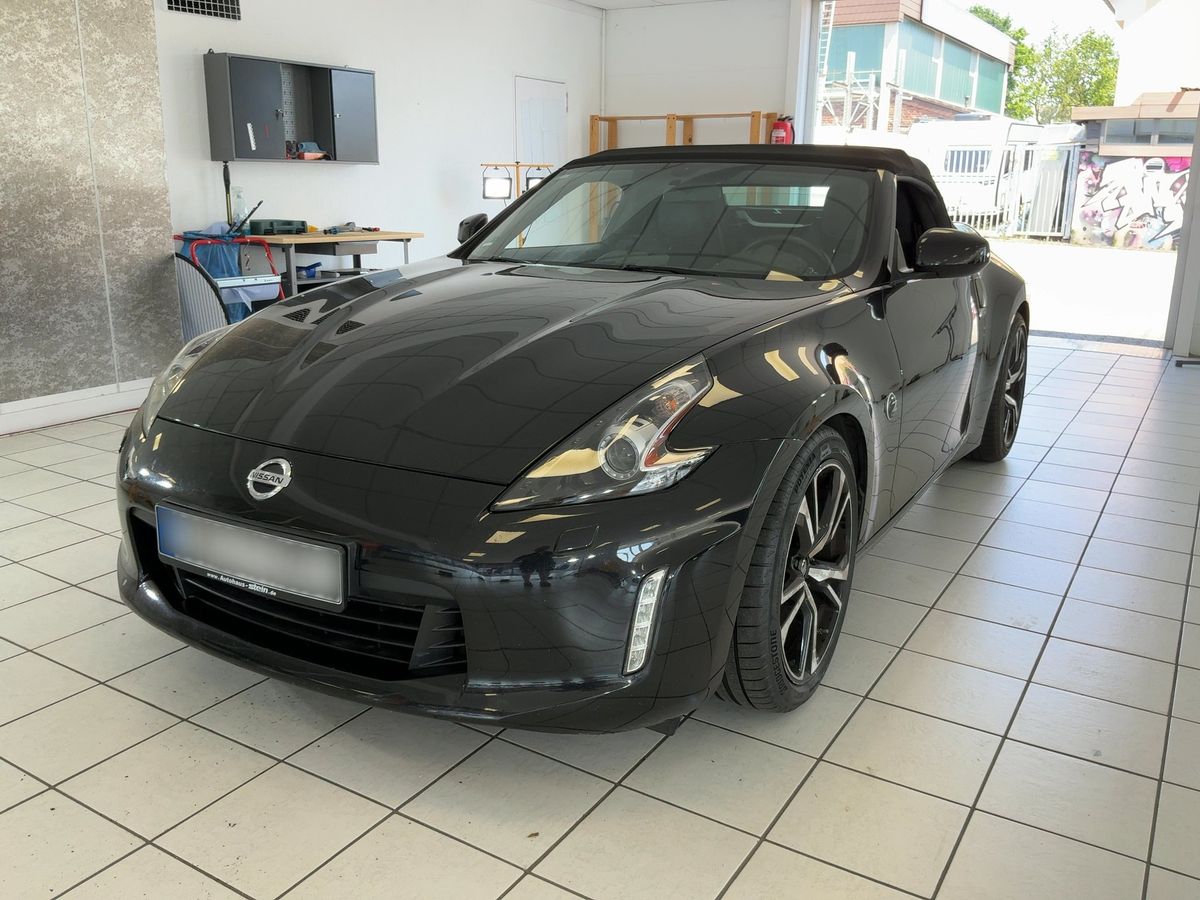 Nissan 370 2020
