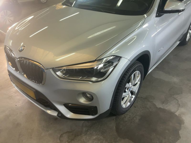 BMW X1 xDrive 20i Sport Line — zdjęcie 2