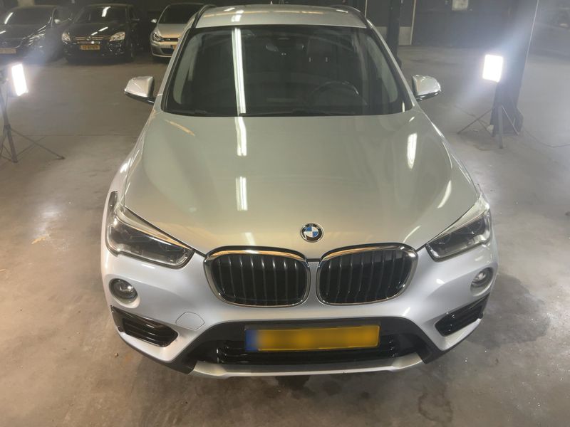 BMW X1 xDrive 20i Sport Line — zdjęcie 9