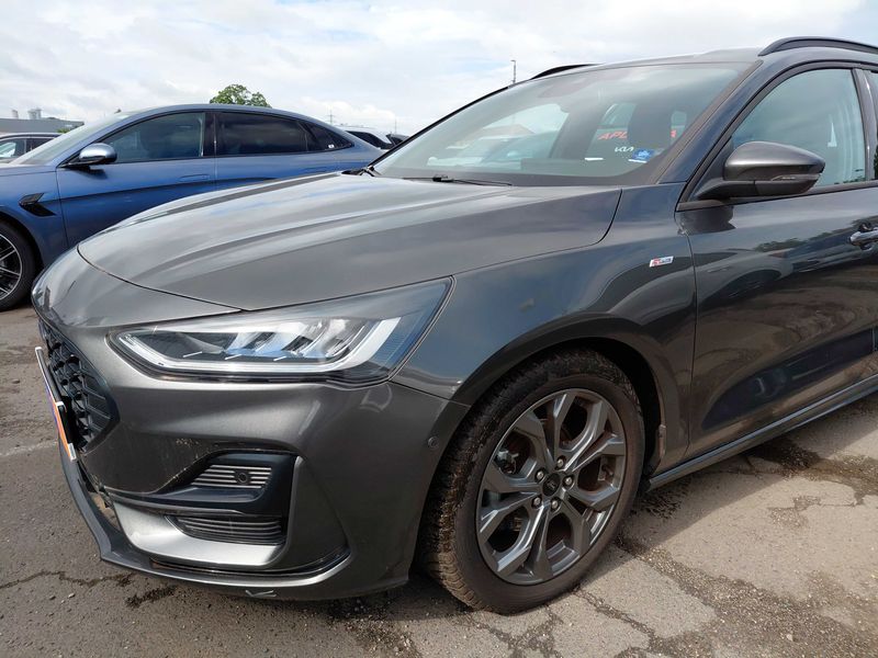 Ford Focus 1.5 TDCi EcoBlue ST-Line — zdjęcie 2