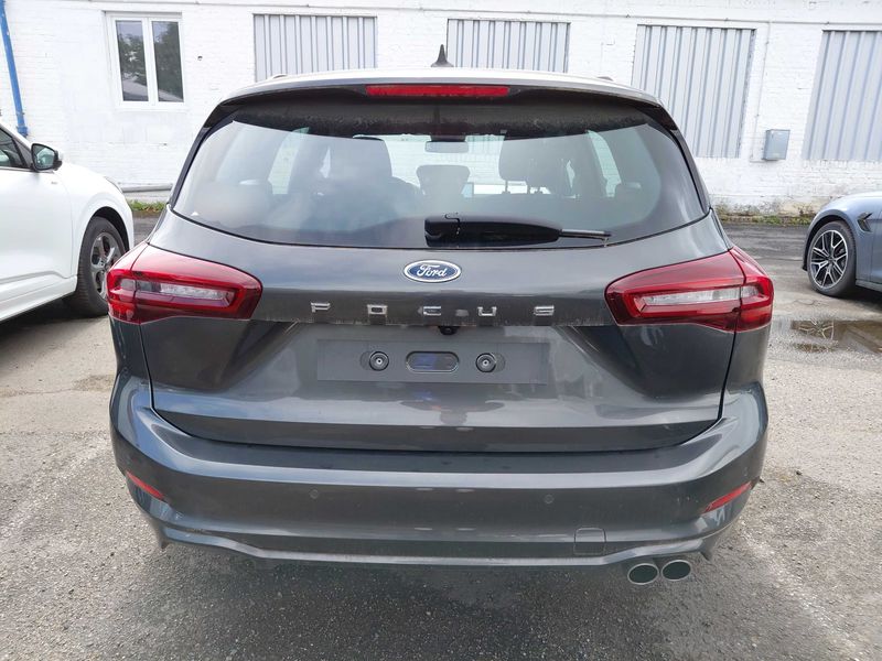 Ford Focus 1.5 TDCi EcoBlue ST-Line — zdjęcie 4