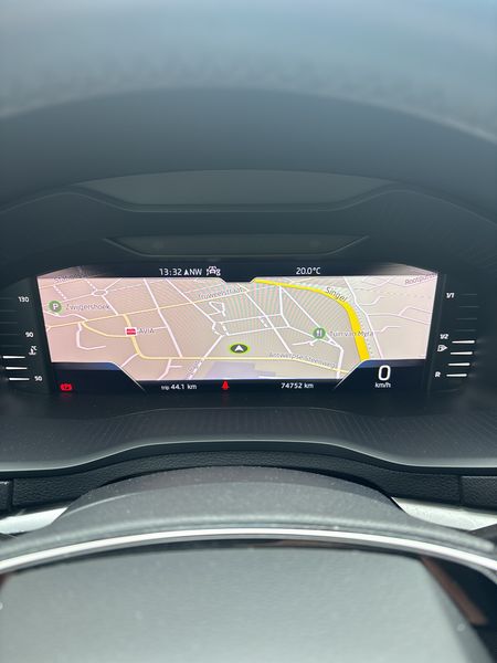 Skoda Karoq 1.0 TSI Ambition — zdjęcie 12