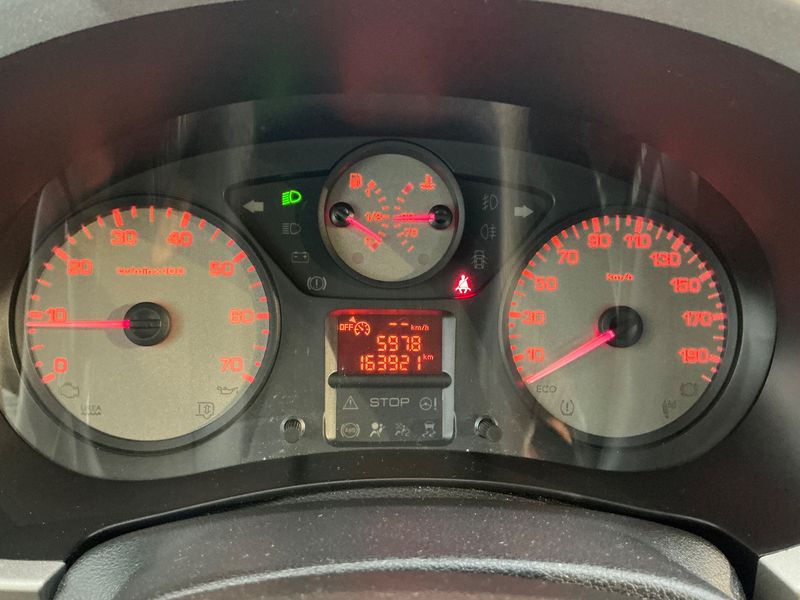 Citroen Berlingo 1.2 PureTech Selection 2016 – снимка 19