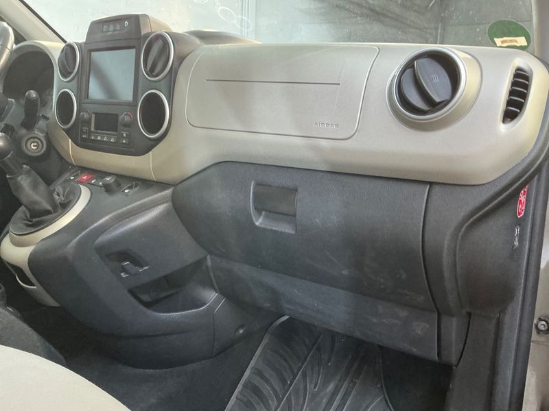 Citroen Berlingo 1.2 PureTech Selection 2016 – снимка 33