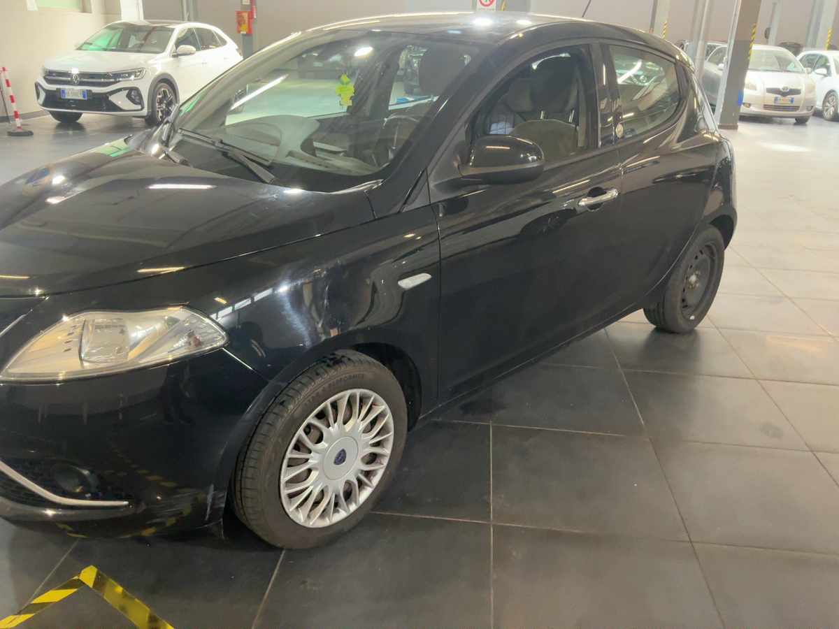 Lancia Ypsilon d'occasion