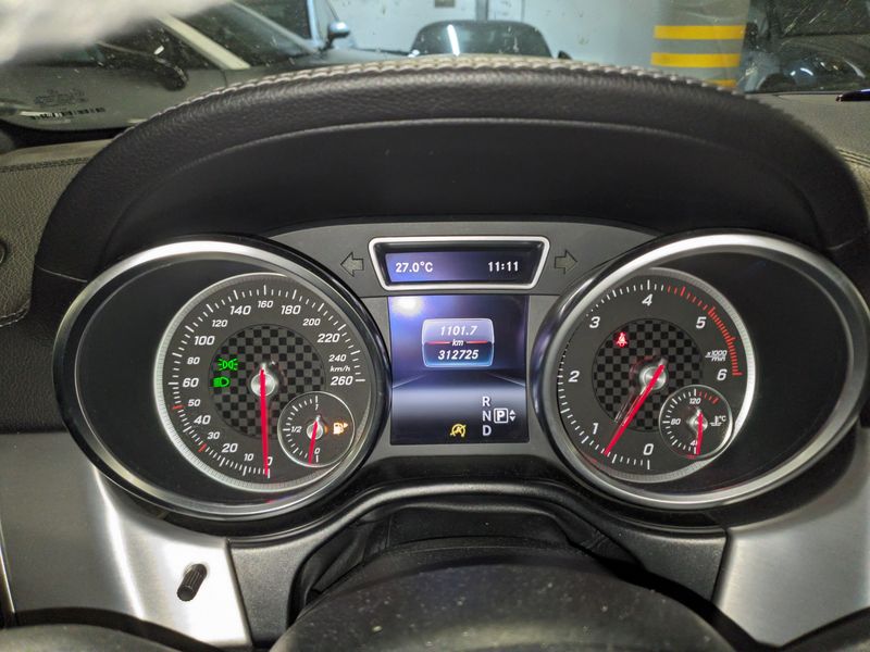 Mercedes-Benz GLE-Klasse GLE 350 d 4Matic Premium — zdjęcie 12