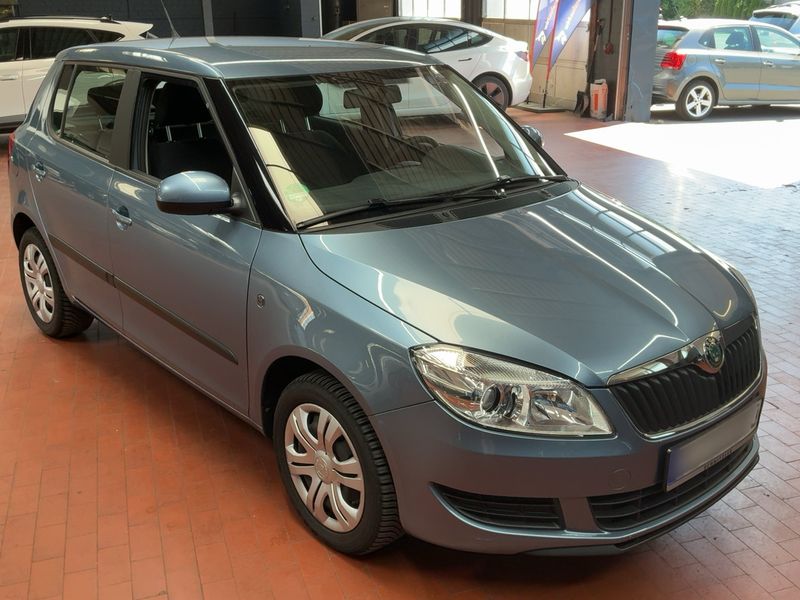 Skoda Fabia 1.2 TSI Ambiente — zdjęcie 8
