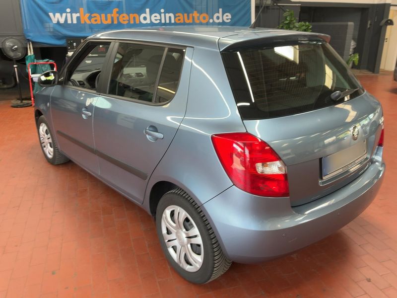Skoda Fabia 1.2 TSI Ambiente — zdjęcie 3