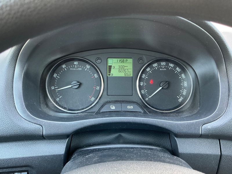 Skoda Fabia 1.2 TSI Ambiente — zdjęcie 13
