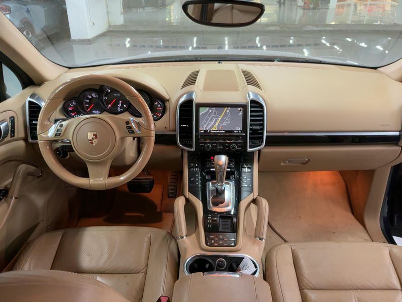 Porsche Cayenne Diesel 2013 – снимка 17