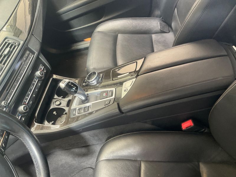 BMW 5er 520d 2014 – снимка 32