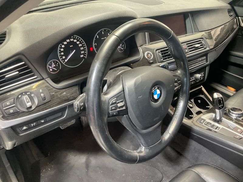 BMW 5er 520d 2014 – снимка 31