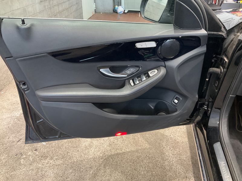 Mercedes-Benz C-Klasse C 220 d T Avantgarde 2020 – снимка 26